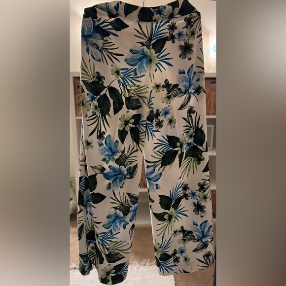 Banana Republic Wide Leg Colorful Floral Pants - Picture 3 of 8